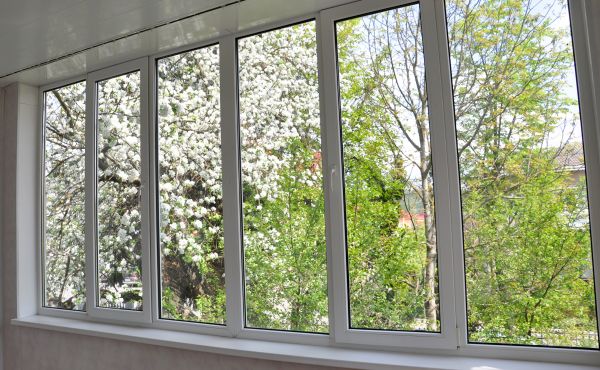 Cost of Window Repair Service in Overland Park