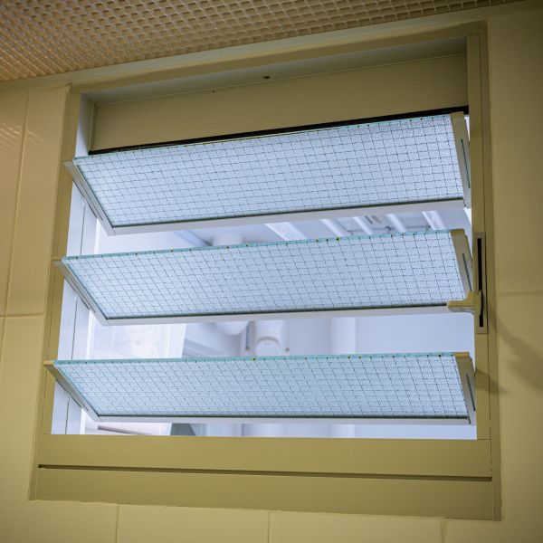 Cost of Slatted Window Repair in Overland Park