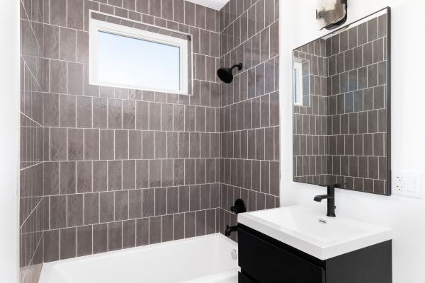 Cost of Shower Window Repair in Overland Park