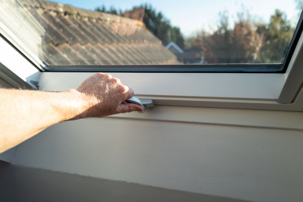 Cost of Pivot Window Repair in Overland Park