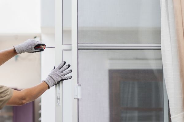 Cost of Window Roller Repair in Overland Park
