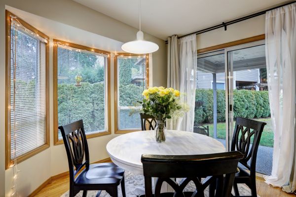 Cost of Curved Window Repair in Overland Park